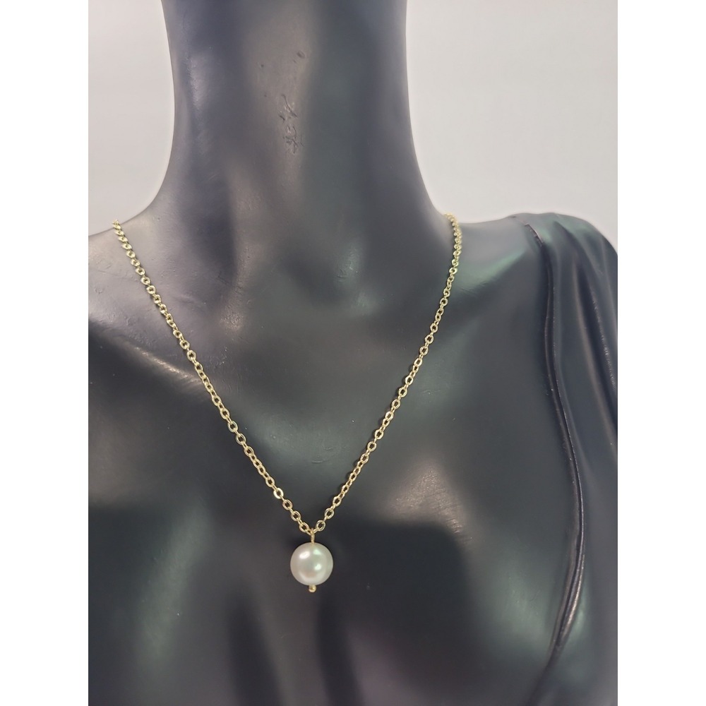 Gold Tone White Bead Pendant Necklace Minimalist Classic Adjustable